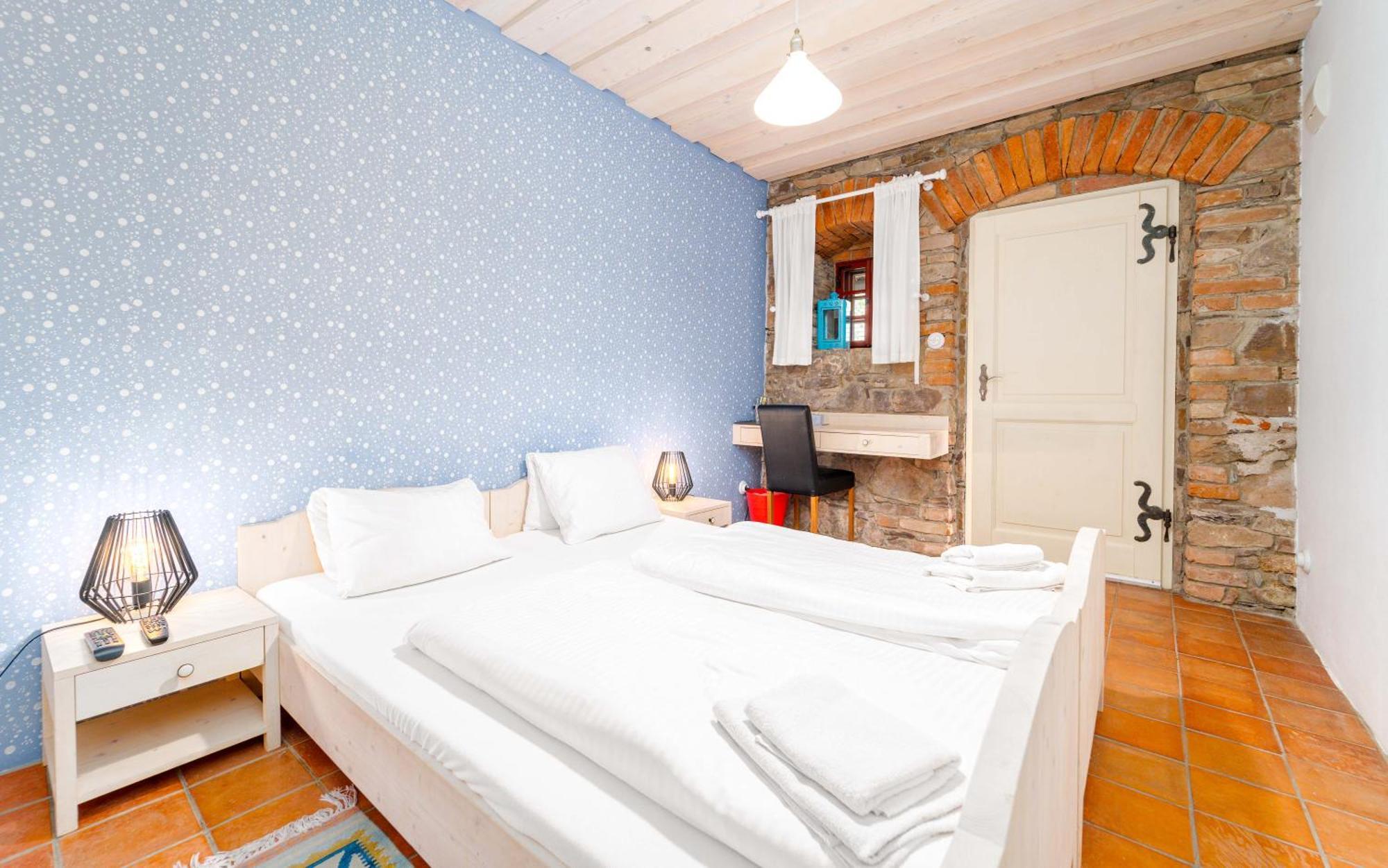 Porcuv Mlyn Hotel Bykovice Екстериор снимка