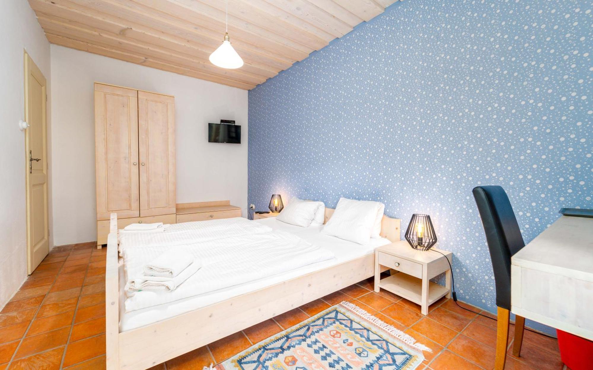 Porcuv Mlyn Hotel Bykovice Екстериор снимка